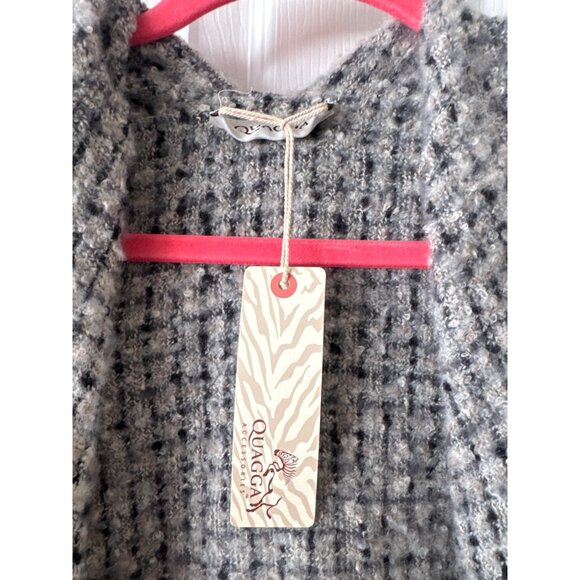 Quagga Dove Feathers Hooded Ruana for Ladies Poncho Sweater - Picture 5 of 9